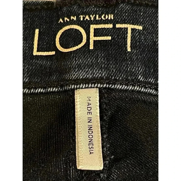 LOFT Mid-Rise Modern Legging Jeans Size 10 - Picture 3 of 7